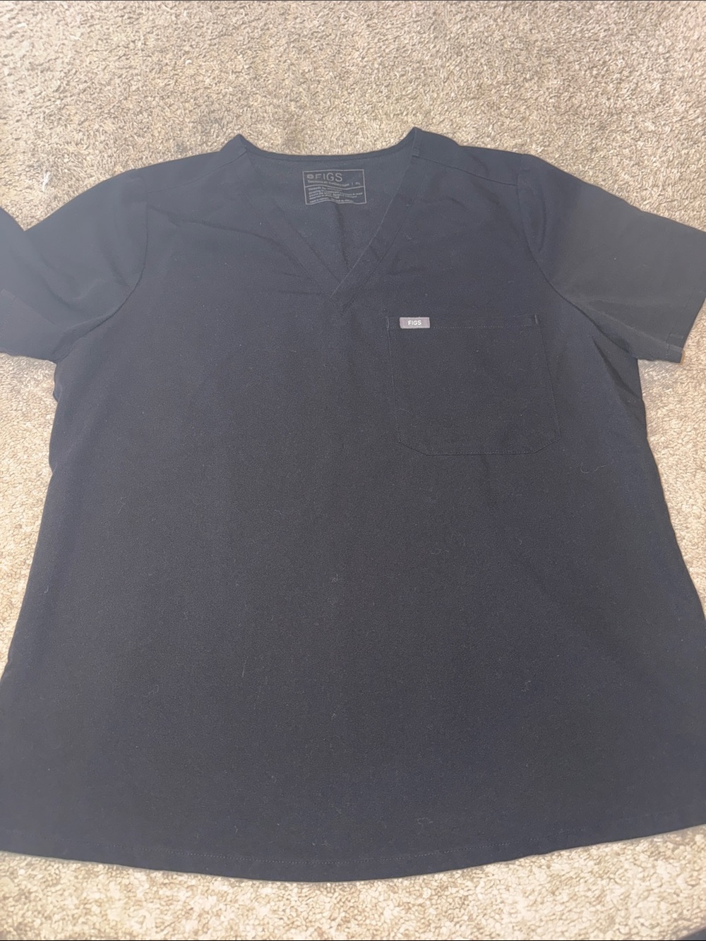 Figs Women’s V-Neck Short Sleeve Scrub Top - Black